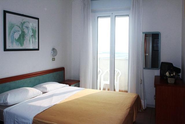 Hotel Bellavista-Olympic Rimini Oda fotoğraf